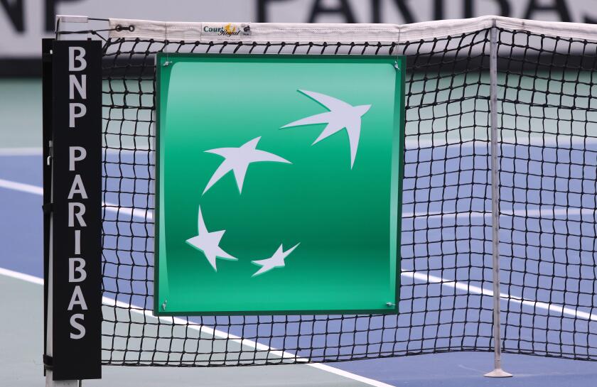 Kyiv, Ukraine. 16th April, 2016. Details of central court of Campa Bucha Tennis Club during BNP Paribas FedCup game Ukraine vs Argentina, Kyiv, Ukraine. Credit:  Oleksandr Prykhodko/Alamy Live News