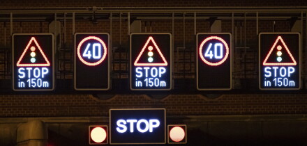 Hamburg, Germany. 13th Mar, 2025. Numerous illuminated signs with inscriptions such as Stop or a red cross indicate the closure of the Elbe Tunnel. A warning strike at the tunnel operations center has paralyzed traffic in Hamburg's Elbe Tunnel. Credit: Jo