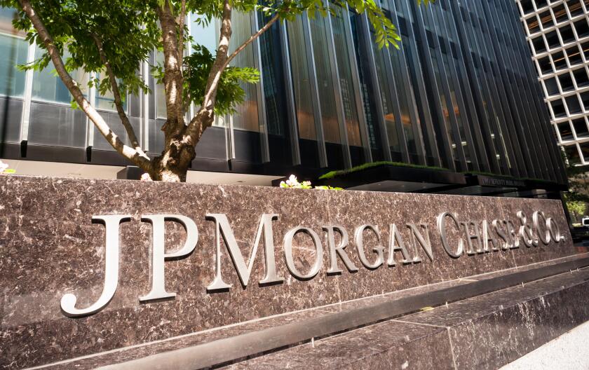 The JPMorgan Chase & Co. headquarters on Park Avenue in New York on Saturday, August 19, 2017. (© Richard B. Levine)
