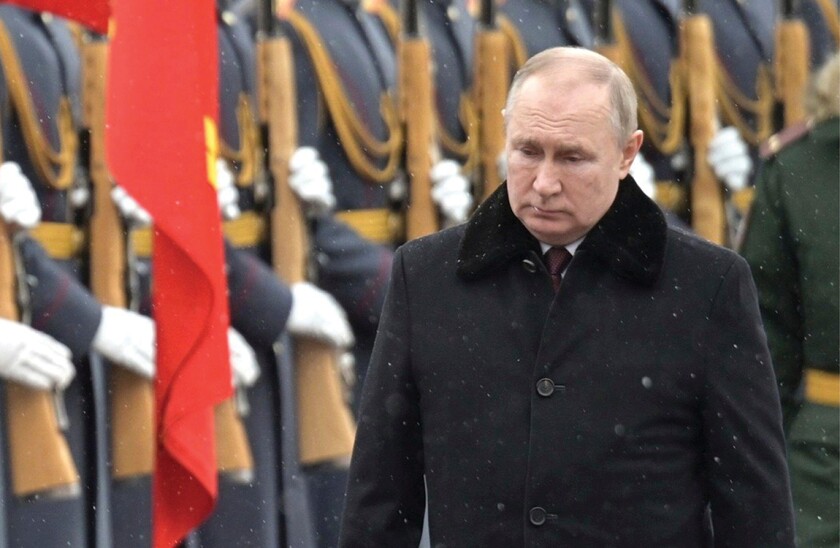 putin2HPT45F.jpg