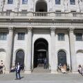 Entrance to the Bank of England on Threadneedle Street in the City of London, historic financial landmark and central banking institution.