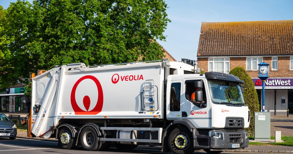 Veolia finds window for third euro deal of 2026