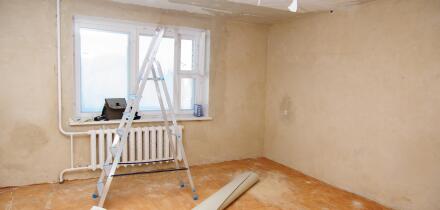 preview apartment where renovations are taking place with the processing of all surfaces