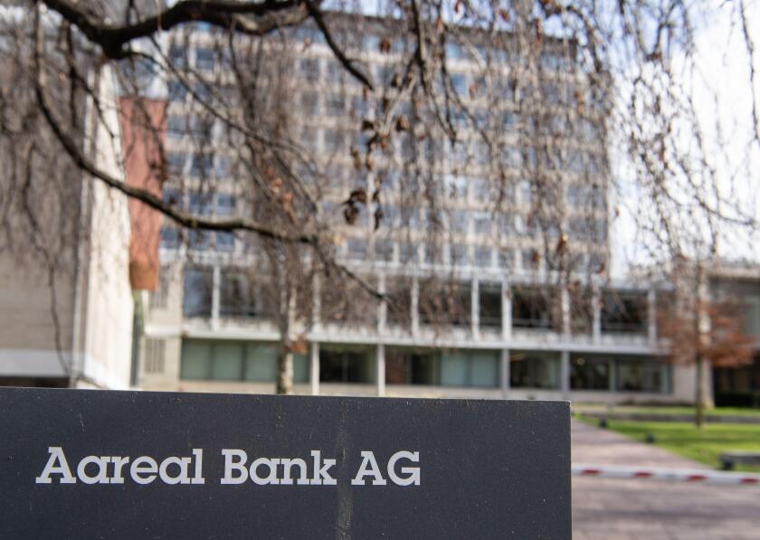 Wiesbaden, Germany. 17th Feb, 2022. Aareal Bank in Wiesbaden. The bank announces its annual figures on February 24. Credit: Boris Roessler/dpa/Alamy Live News