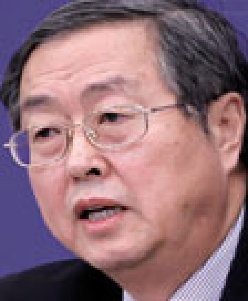 2-zhou-112x136.jpg