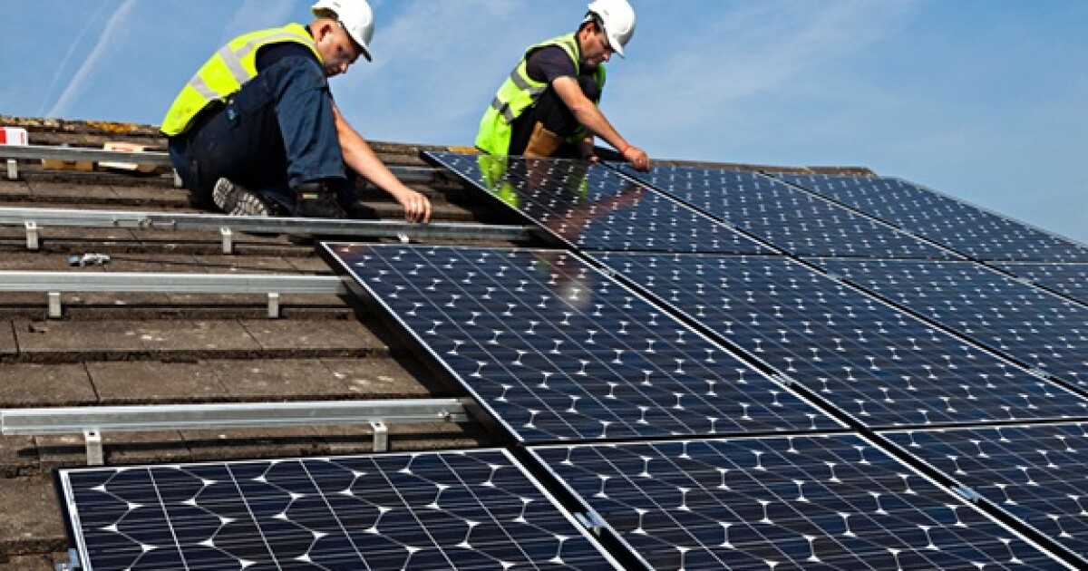 European banks ramp up green bond sales, unfazed by lack of greenium