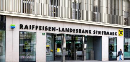 Raiffeisen Landesbank Steiermark in Graz, Osterreich // Raiffeisen State Bank Styria in Graz, Austria