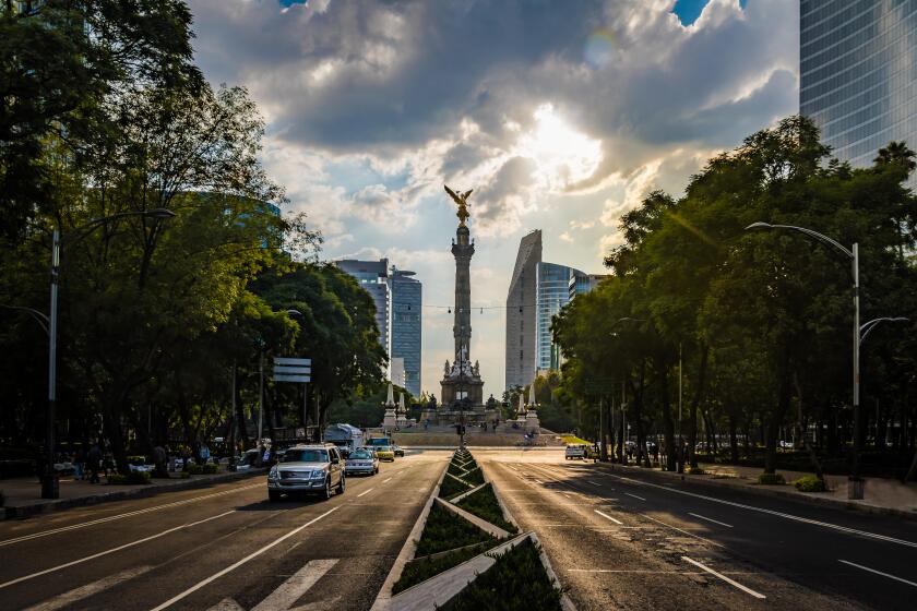 Paseo de La Reforma avenue and Angel of Independence Monument - Mexico City, Mexico