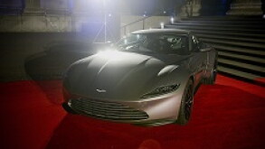 Aston_Martin_DB10