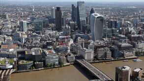 london sky line.jpg