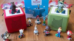 Tonieboxes are simple screen free digital audio devices that can be used by toddlers and young children to play music and stories