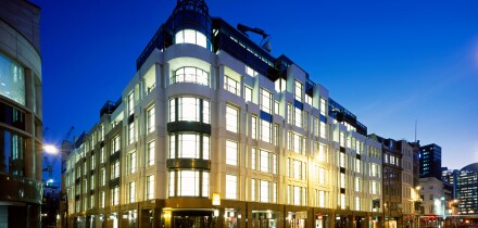 Exterior at dusk of 25 Copthall Avenue London EC2 England MHXZZsm Modern office architecture building design
