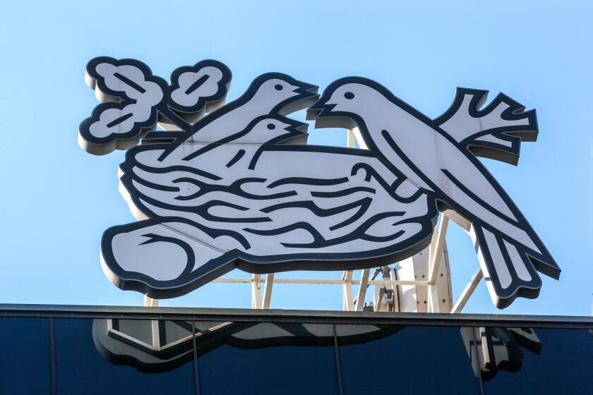 Nestle sign logo
