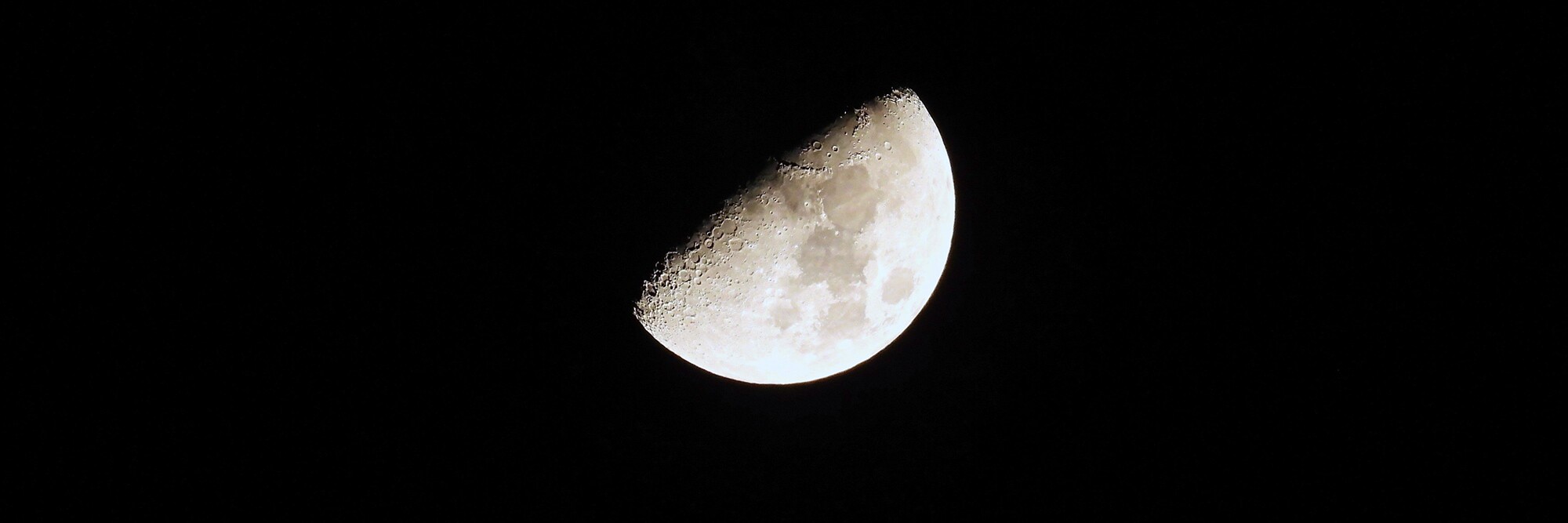 moon-2G15C3Y.jpg