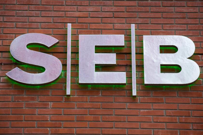 Gothenburg, Sweden. 7th Oct, 2019. Swedish financial group for corporate customers, institutions and private individuals with headquarters in Stockholm, Skandinaviska Enskilda Banken AB (SEB) logo seen in Lindholmen Science Park, Gothenburg. Credit: Karol