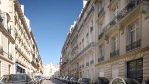 France, Ile de France, paris, 8e arrondissement, rue de monceau, archetype de rue parisienne, rives semblables,. Image shot 2010. Exact date unknown.