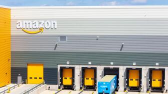 Amazon Derby-Kegworth, Amazon prime delivery Amazon warehouse SEGRO Logistics Park, East Midlands Gateway,Junction 24 M1,East Midlands England UK GB